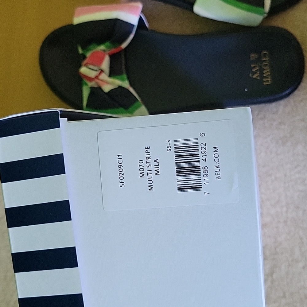 Sandals - Picture 4 of 4